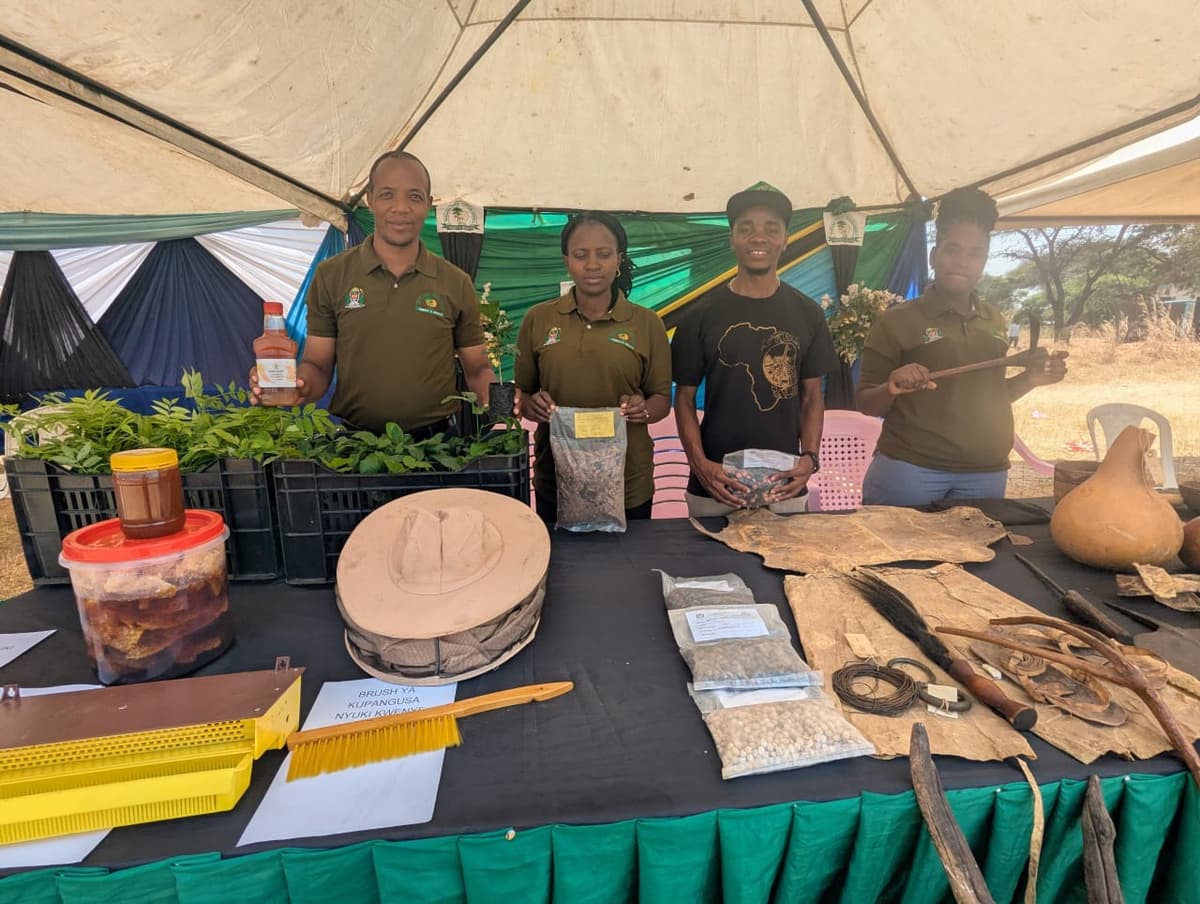 Group with conservation and cultural forest products